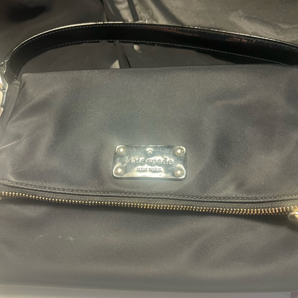 Kate Spade Black Shoulder Bag with Sleek Design